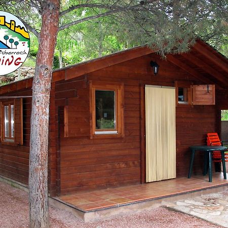 Camping-Bungalows Ciudad De Альбаррасин Экстерьер фото