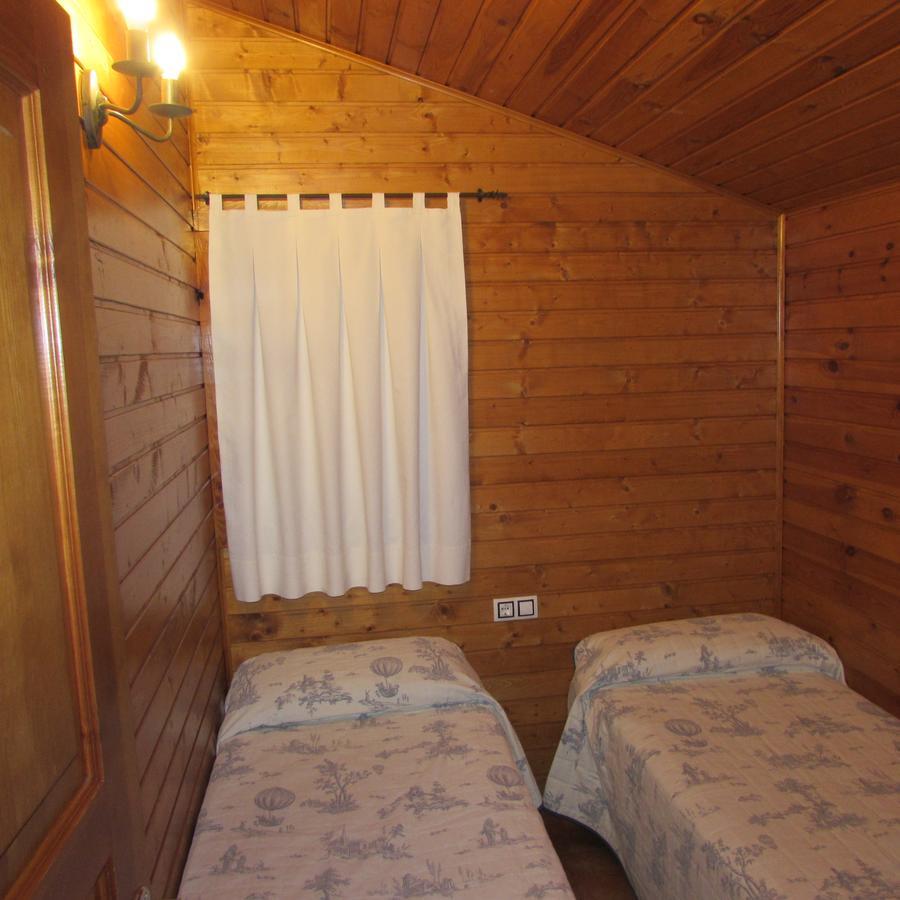 Camping-Bungalows Ciudad De Альбаррасин Экстерьер фото