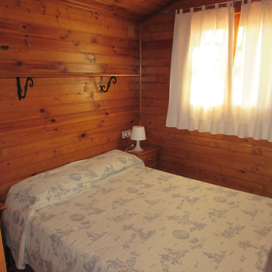 Camping-Bungalows Ciudad De Альбаррасин Экстерьер фото